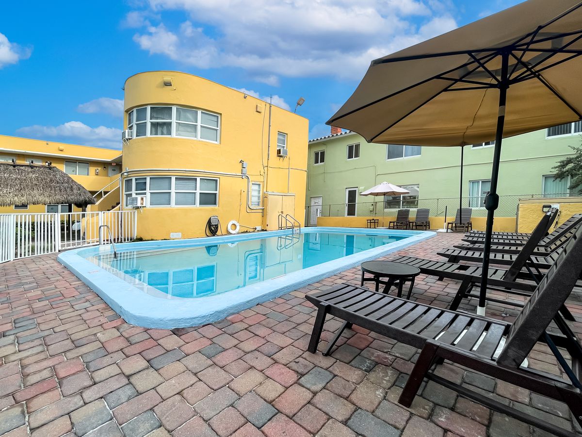 The Seaside pool
